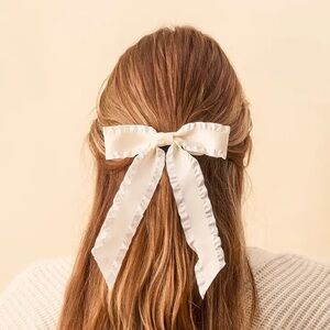 Hair bow